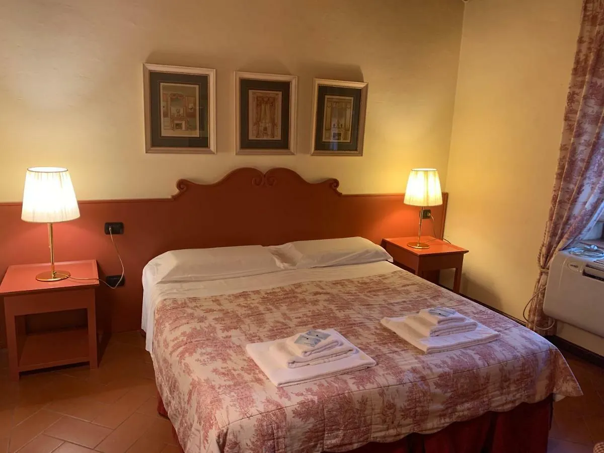 Oda ve Kahvaltı Locanda La Querce